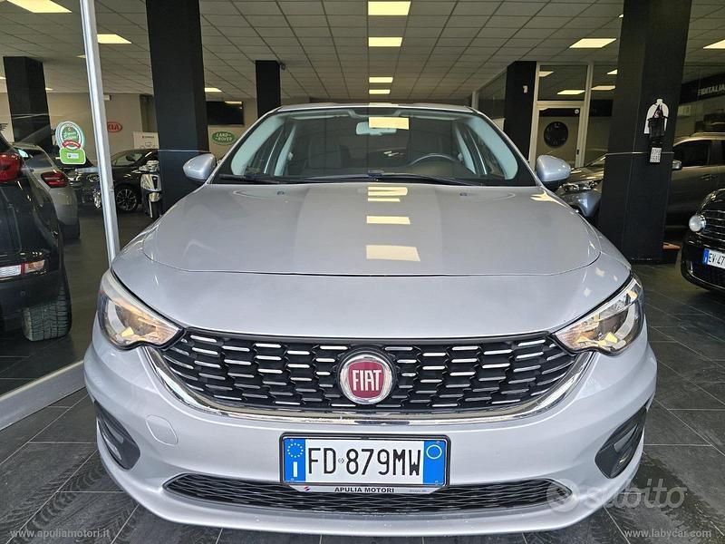 Usata Fiat Tipo Lounge 120 CV (88 kW) 2016 Berlina