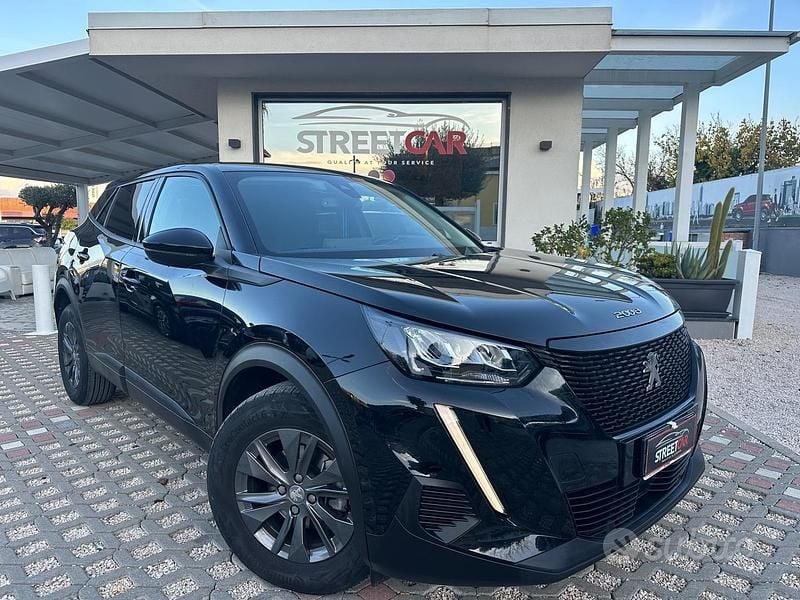 Nero Usata 2021 Peugeot 2008 Active SUV | 14.999 € (Ottimo prezzo) - Immagine 1/4