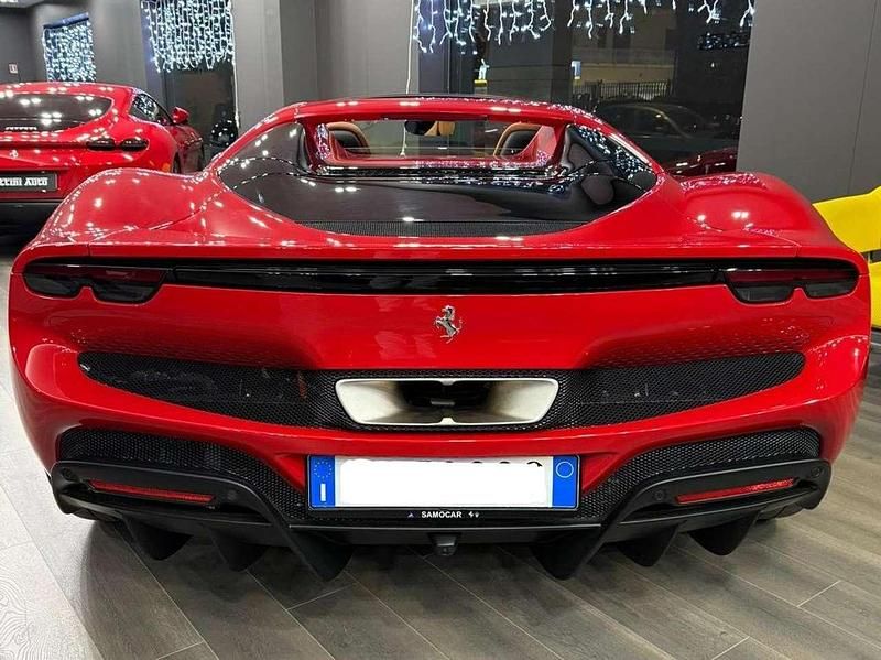 Nuova Ferrari 296 829 CV (609 kW) 2025 Rosso Cabrio