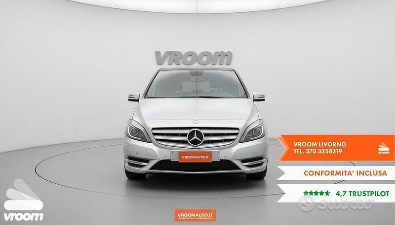 Usata Mercedes 180 2012 Grigio Berlina