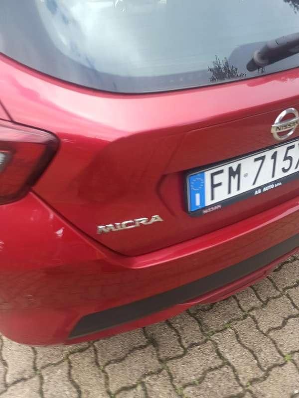 Begagnad Nissan Micra Acenta 90 HK (66 kW) 2018 Röd Sedan