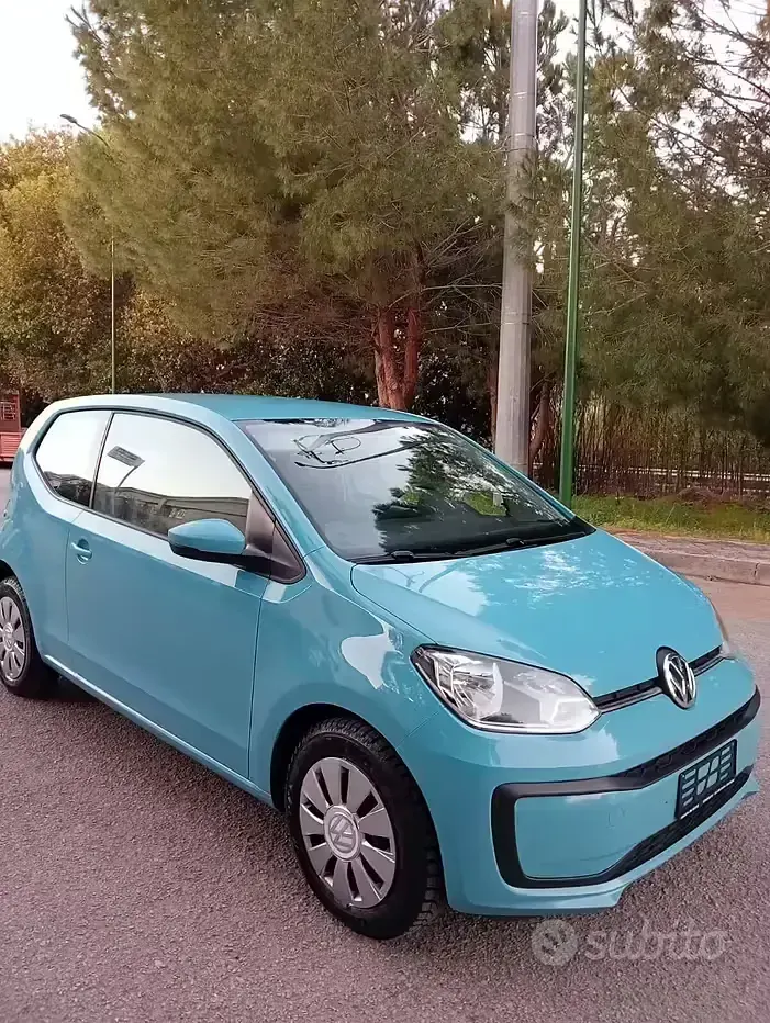 Usata VW up! Move 68 CV (50 kW) 2017 Blu Utilitaria
