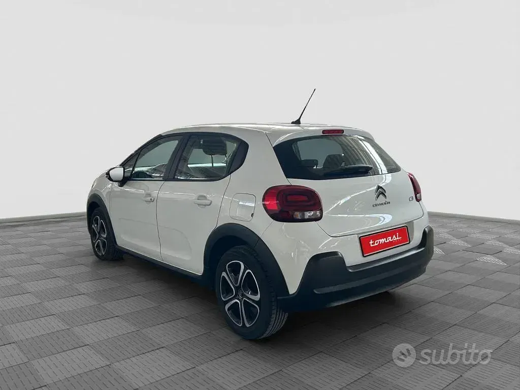Usata Citroën C3 Feel 83 CV (61 kW) 2019 Polar white Utilitaria