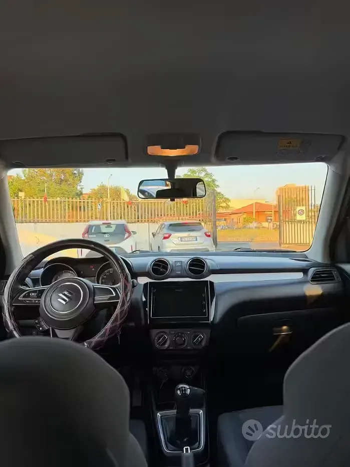 Usata Suzuki Swift 90 CV (66 kW) 2017 Nero Utilitaria