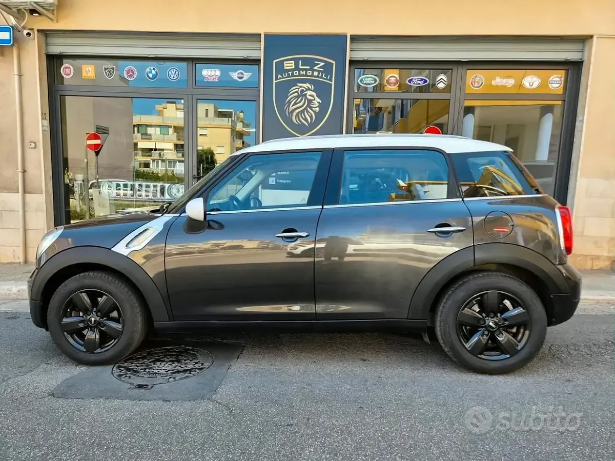 Usata Mini Countryman Business 90 CV (66 kW) 2016 Grigio SUV