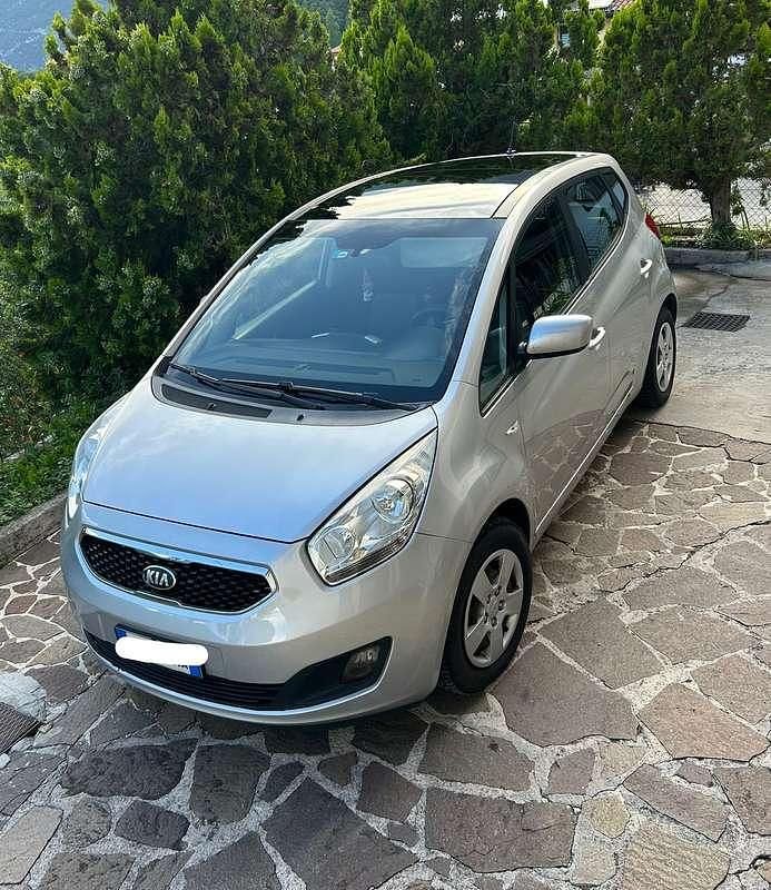 Usata Kia Venga Active 90 CV (66 kW) 2013 Utilitaria