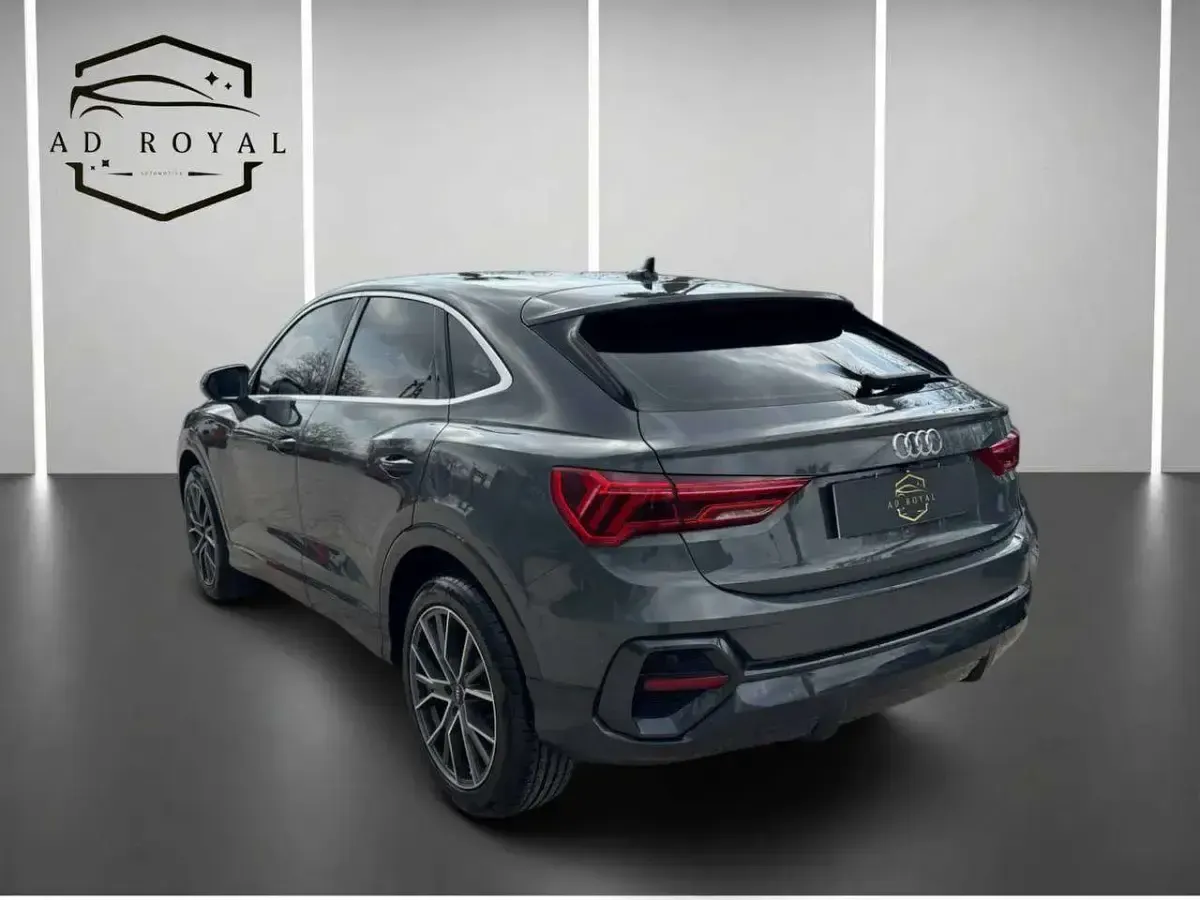 Usata Audi Q3 Sportback S-Line 150 CV (110 kW) 2021 Grigio SUV