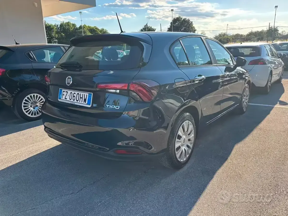 Usata Fiat Tipo 120 CV (88 kW) 2019 Blu Berlina