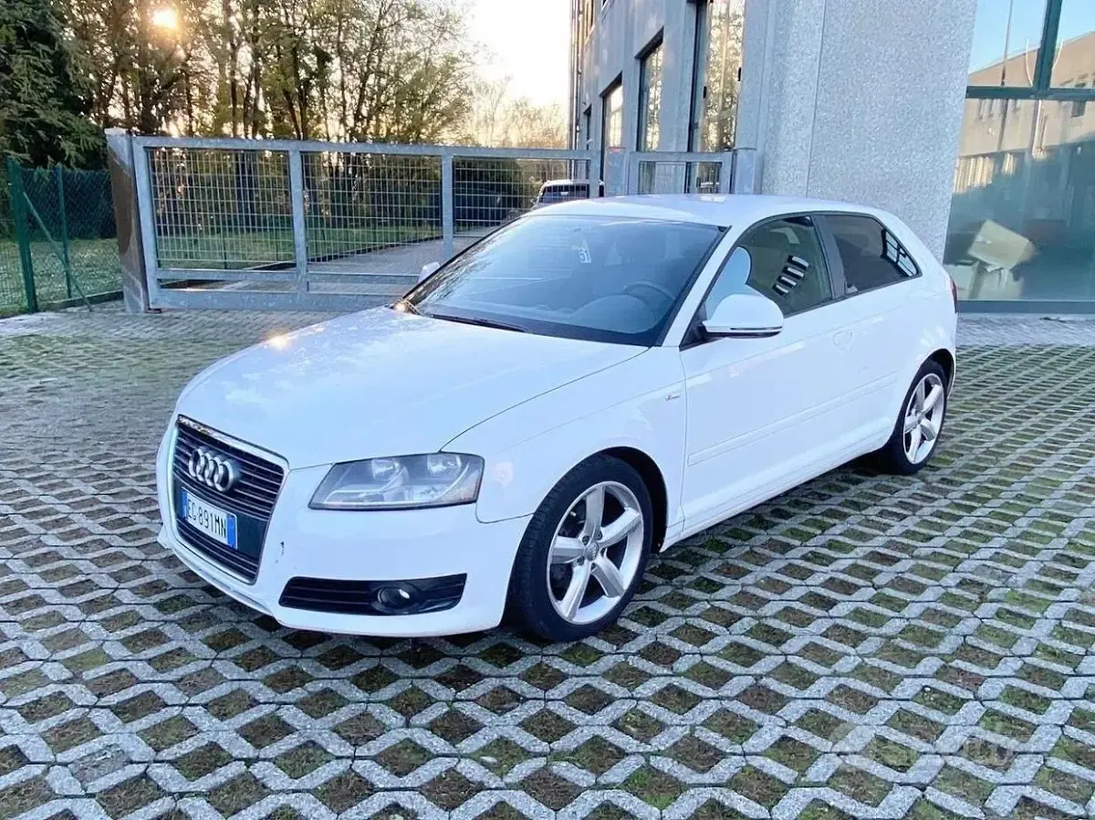 Usata Audi A3 S-Line 140 CV (102 kW) 2011 Utilitaria