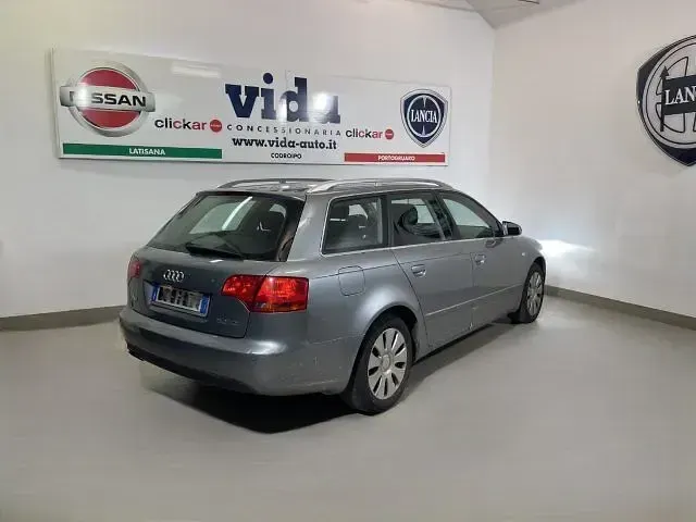 Gebraucht Audi A4 140 PS (102 kW) 2006 Grau Kombi