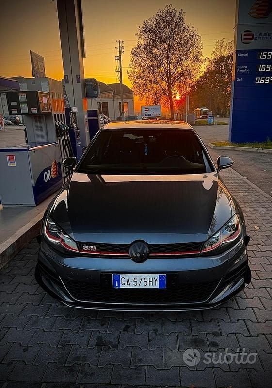 Usata VW Golf VII GTI 245 CV (180 kW) 2019 Grigio Berlina