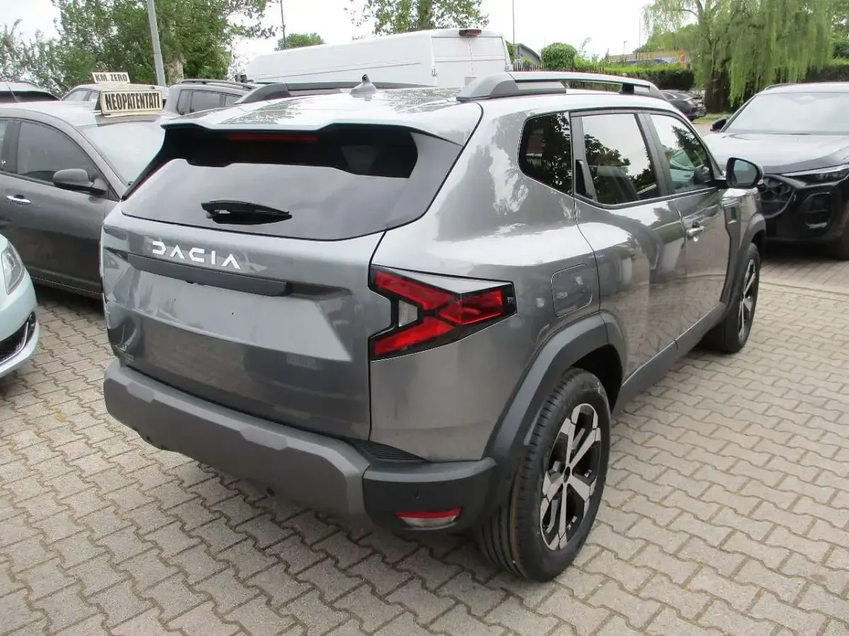 Nuova Dacia Duster Journey 109 CV (80 kW) 2026 Grigio SUV