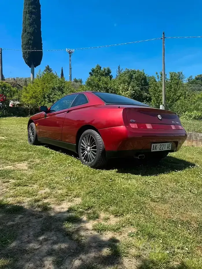 Usata Alfa Romeo GTV 150 CV (110 kW) 1996 Rosso Coupé