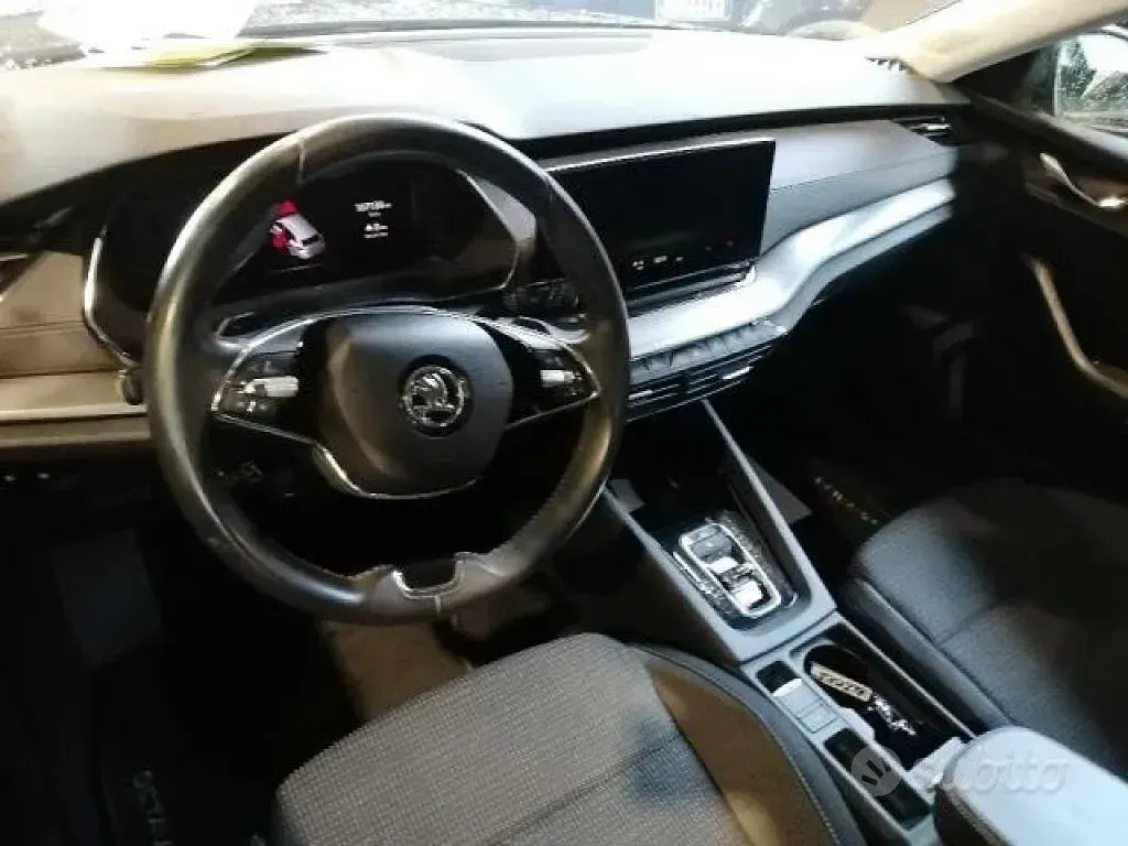 Occasion Skoda Octavia Executive 150 ch (110 kW) 2022 Noir Break