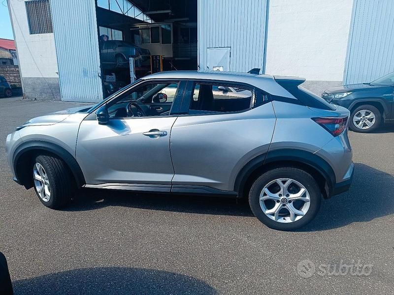 Usata Nissan Juke N-Connecta 114 CV (83 kW) 2021 Grigio SUV