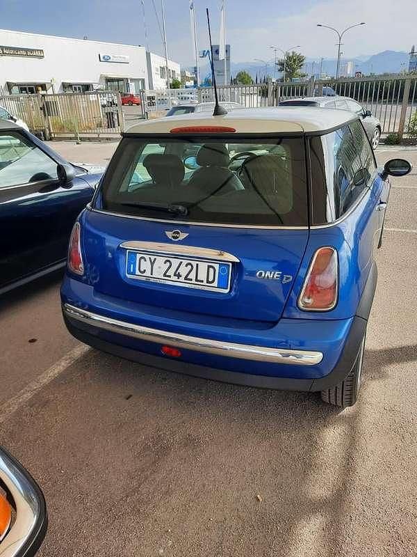 Usata Mini ONE 75 CV (55 kW) 2005 Utilitaria