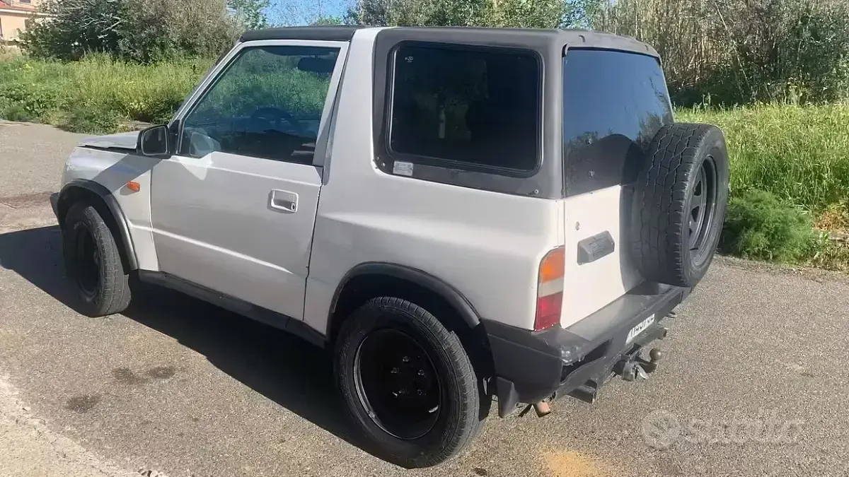 Usata Suzuki Vitara 75 CV (55 kW) 1992 Bianco Cabrio