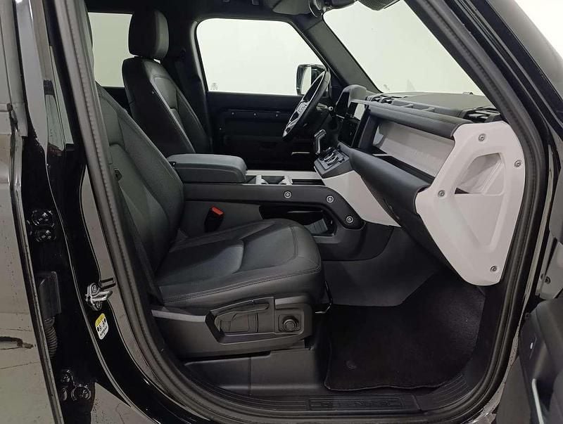 Usata Land Rover Defender S 200 CV (147 kW) 2024 Nero SUV