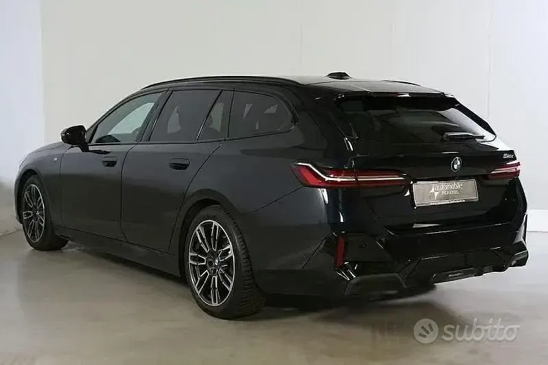 Usata BMW 520 M Sport 197 CV (144 kW) 2025 Nero Station wagon