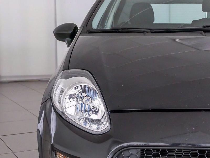Usata Fiat Punto Street 75 CV (55 kW) 2014 Nero metallizzato Utilitaria