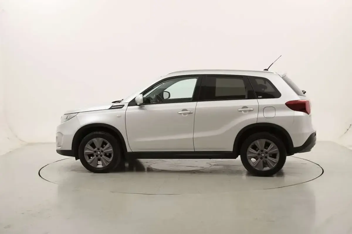 Usata Suzuki Vitara Cool 129 CV (94 kW) 2021 Argento SUV