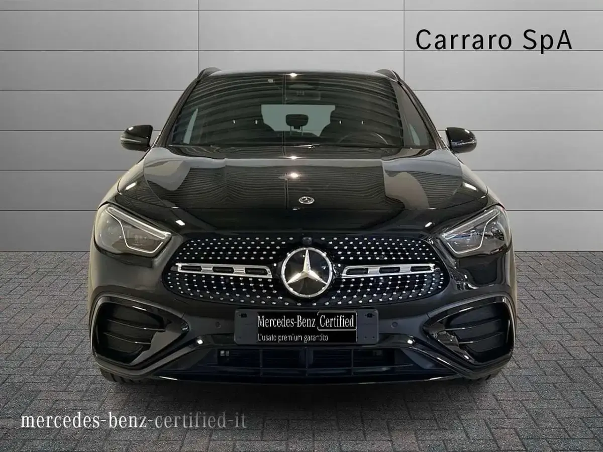 Usata Mercedes GLA180 Advanced Plus 116 CV (85 kW) 2024 Nero SUV