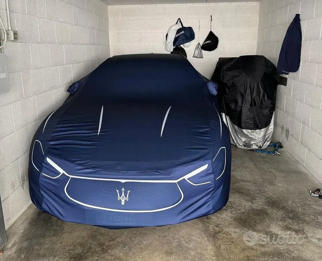 Usata Maserati Ghibli 430 CV (316 kW) 2018 Blu Berlina