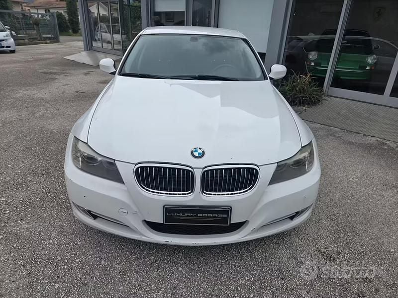 Usata BMW 320 184 CV (135 kW) 2011 Bianco Station wagon