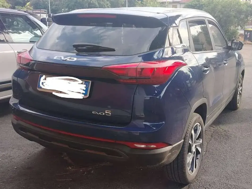 Usata EVO Evo 5 118 CV (86 kW) 2025 Blu/azzurro SUV