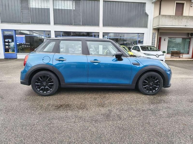 Usata Mini Cooper Essential 136 CV (100 kW) 2023 Bianco Utilitaria