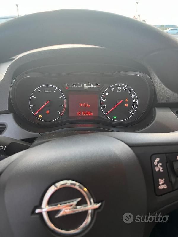 Usata Opel Corsa 90 CV (66 kW) 2017 Grigio Utilitaria