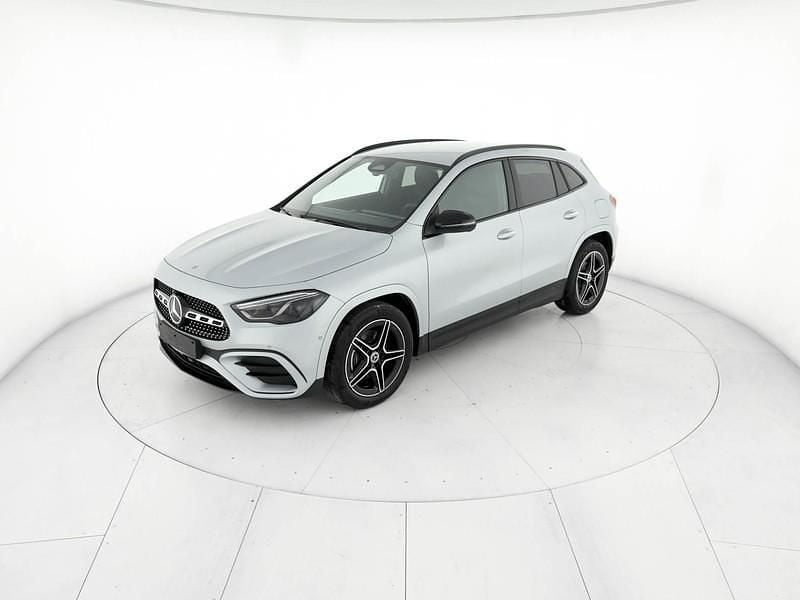 Nuova Mercedes GLA200 AMG line 150 CV (110 kW) 2026 Argento SUV