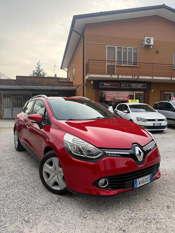Usata Renault Clio GrandTour 90 CV (66 kW) 2014 Rosso Station wagon