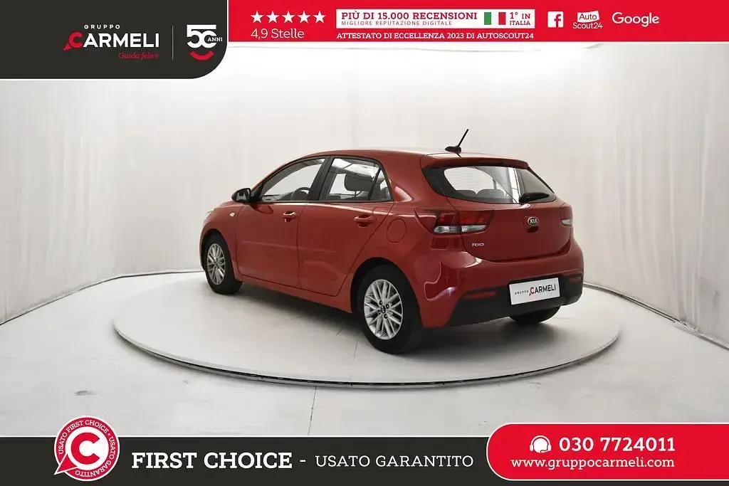 Usata Kia Rio Style 82 CV (60 kW) 2021 Rosso Berlina