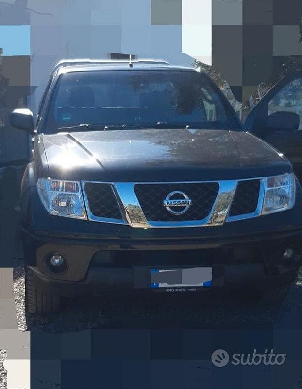 Usata Nissan Navara 190 CV (139 kW) 2007 Nero Pick-up