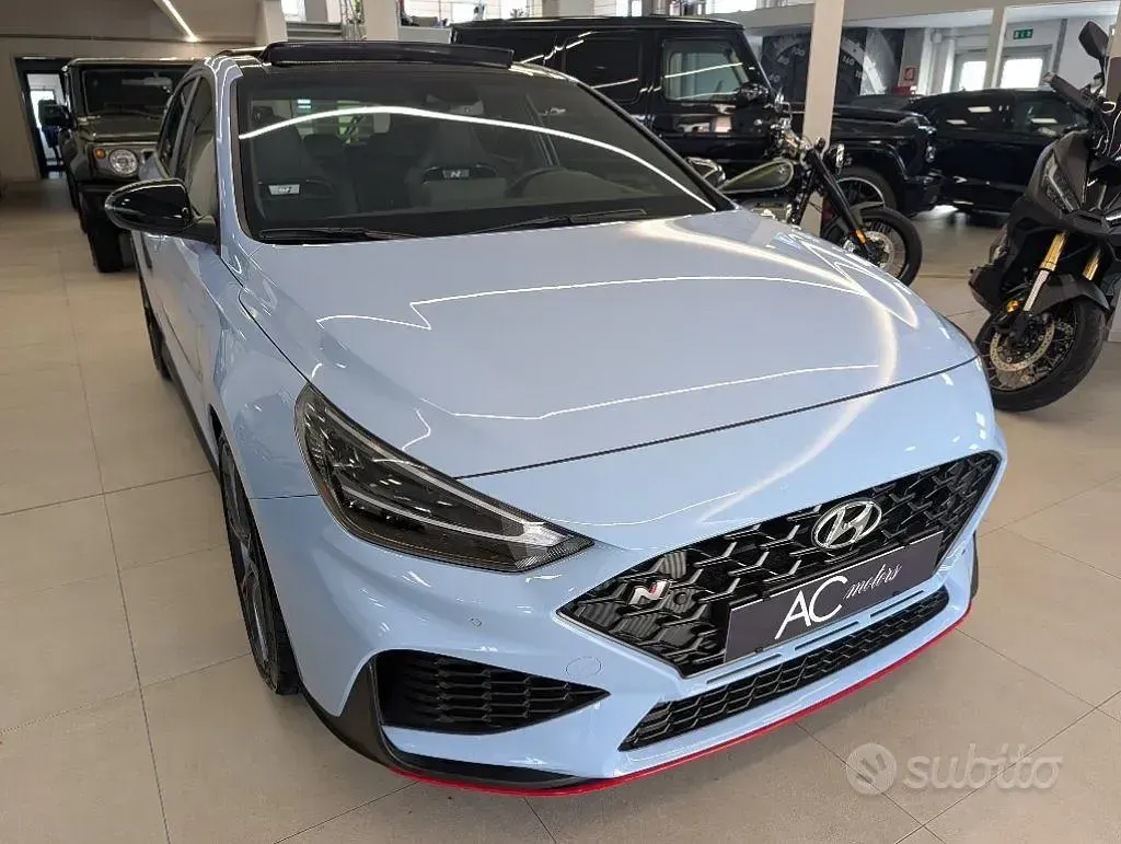 Usata Hyundai i30 N Performance 280 CV (205 kW) 2024 Blu Berlina