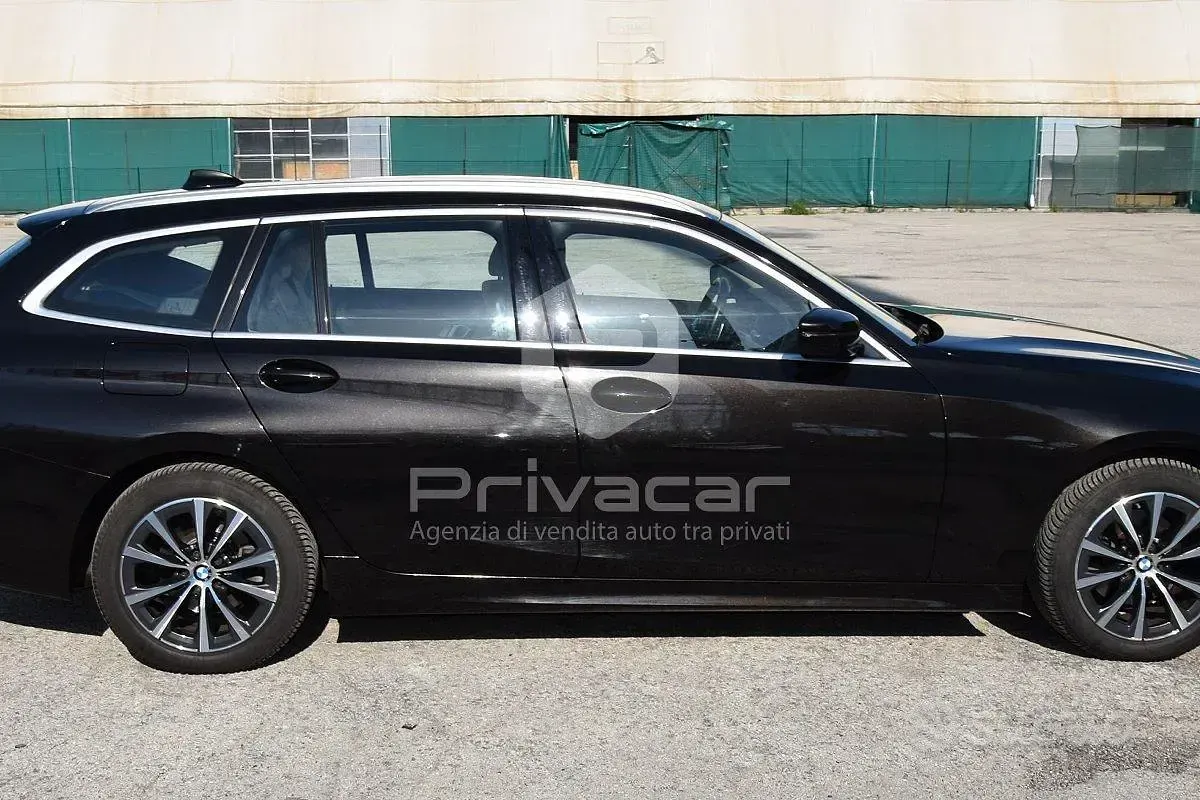 Usata BMW 320 Advantage 190 CV (139 kW) 2020 Nero Station wagon