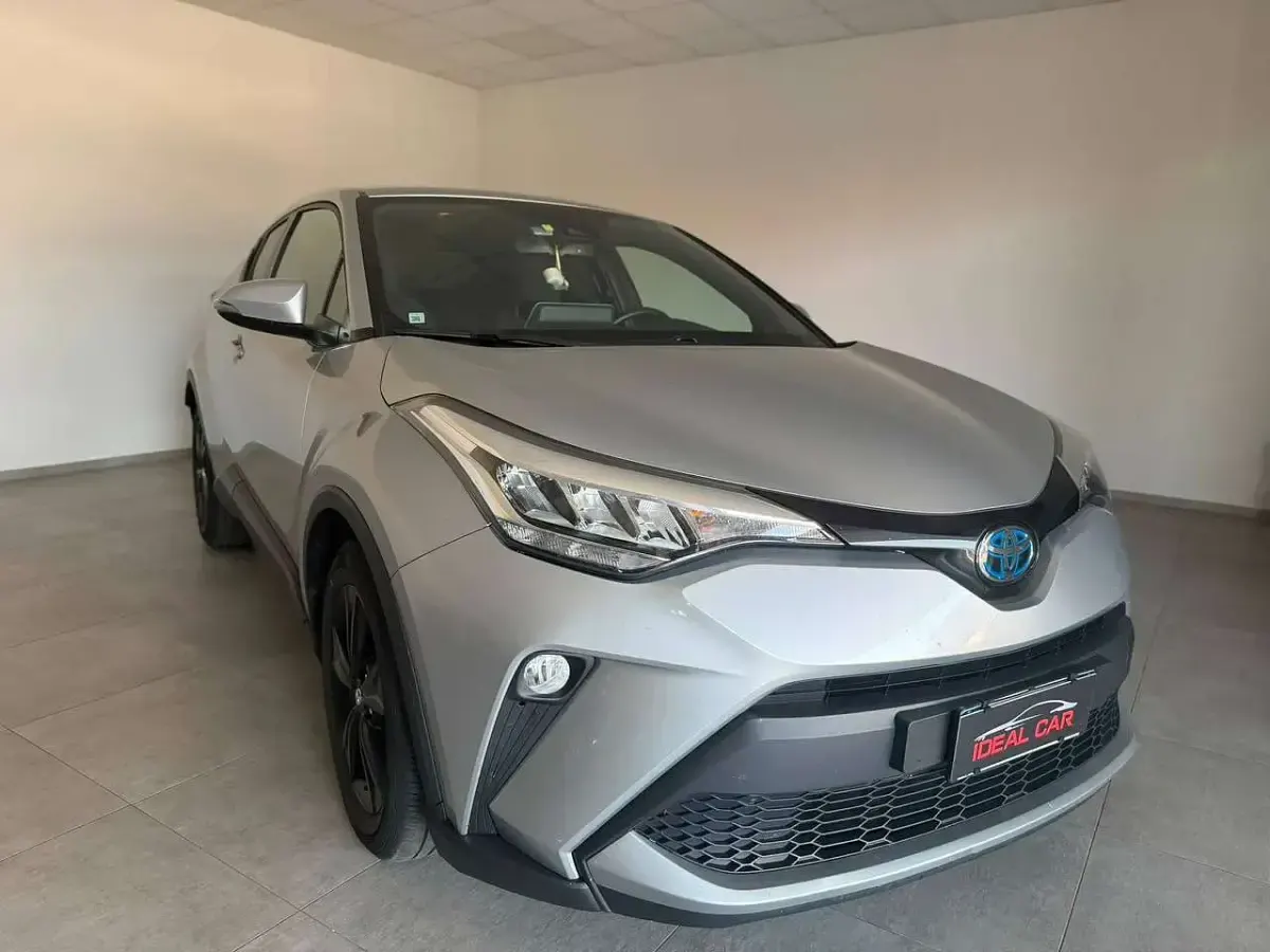 Usata Toyota C-HR Trend 98 CV (72 kW) 2023 Grigio SUV