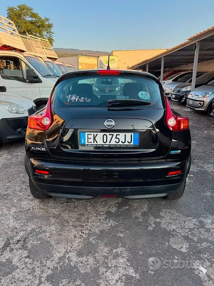 Usata Nissan Juke Tekna 110 CV (80 kW) 2011 Nero SUV