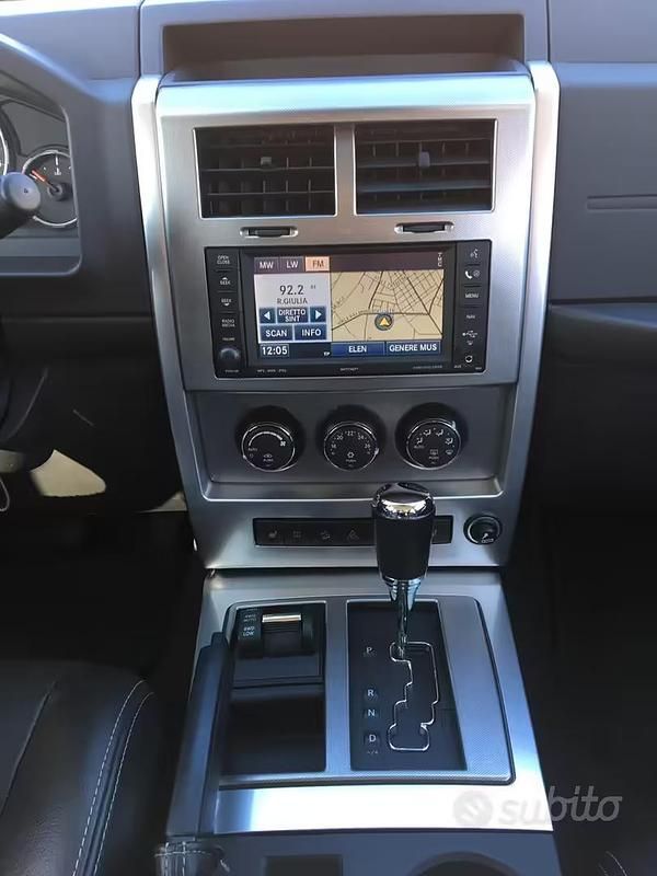 Usata Jeep Cherokee 2010 SUV