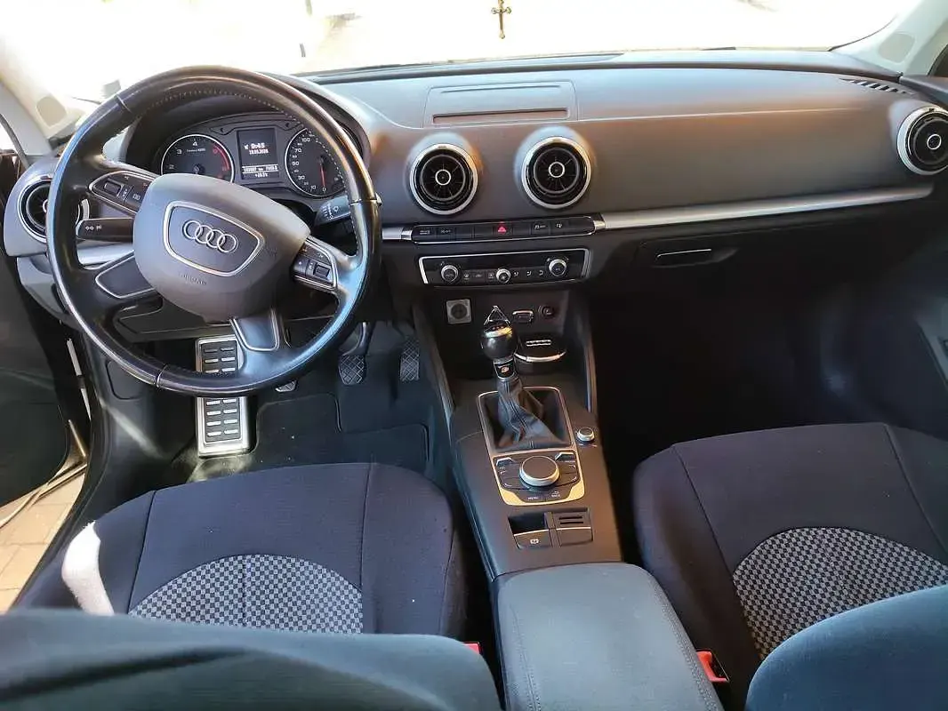 Usata Audi A3 Business 110 CV (80 kW) 2015 Grigio Station wagon