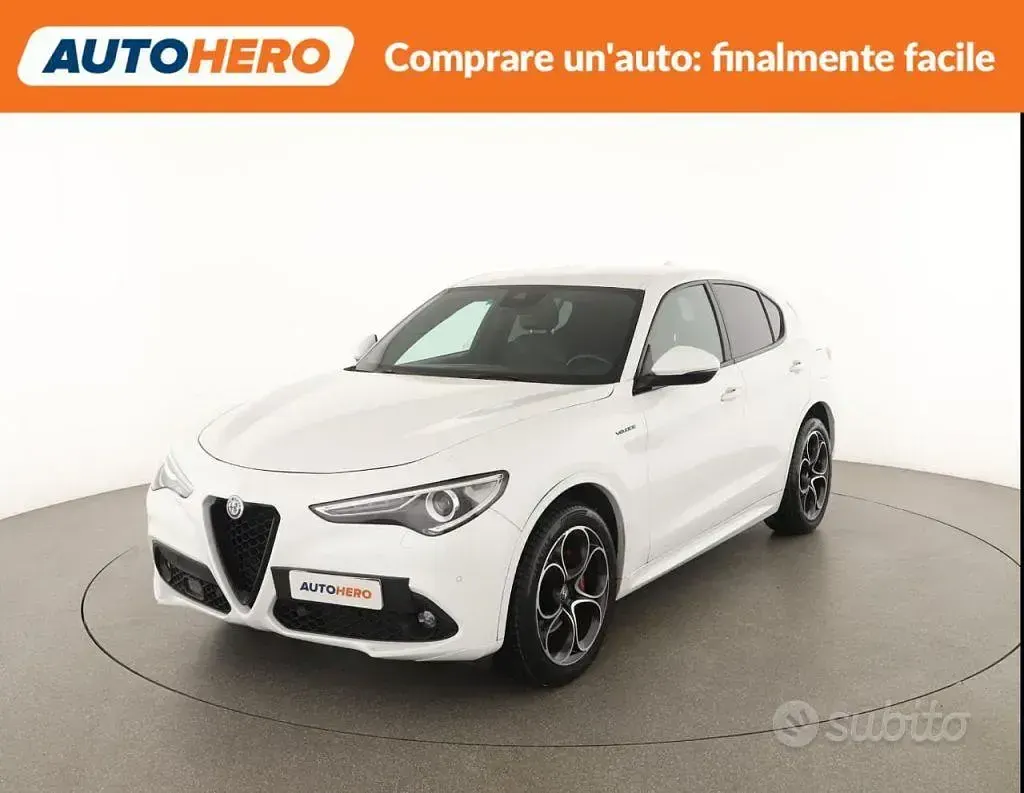 Usata Alfa Romeo Stelvio Veloce 209 CV (153 kW) 2021 Bianco SUV