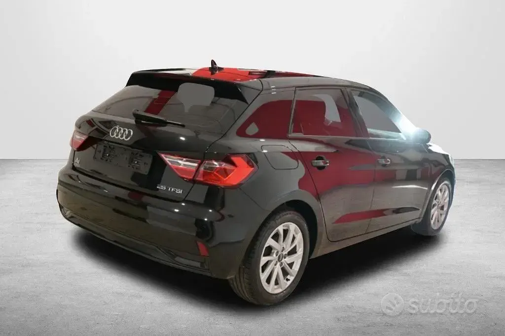 Usata Audi A1 Advanced 95 CV (69 kW) 2023 Nero SUV