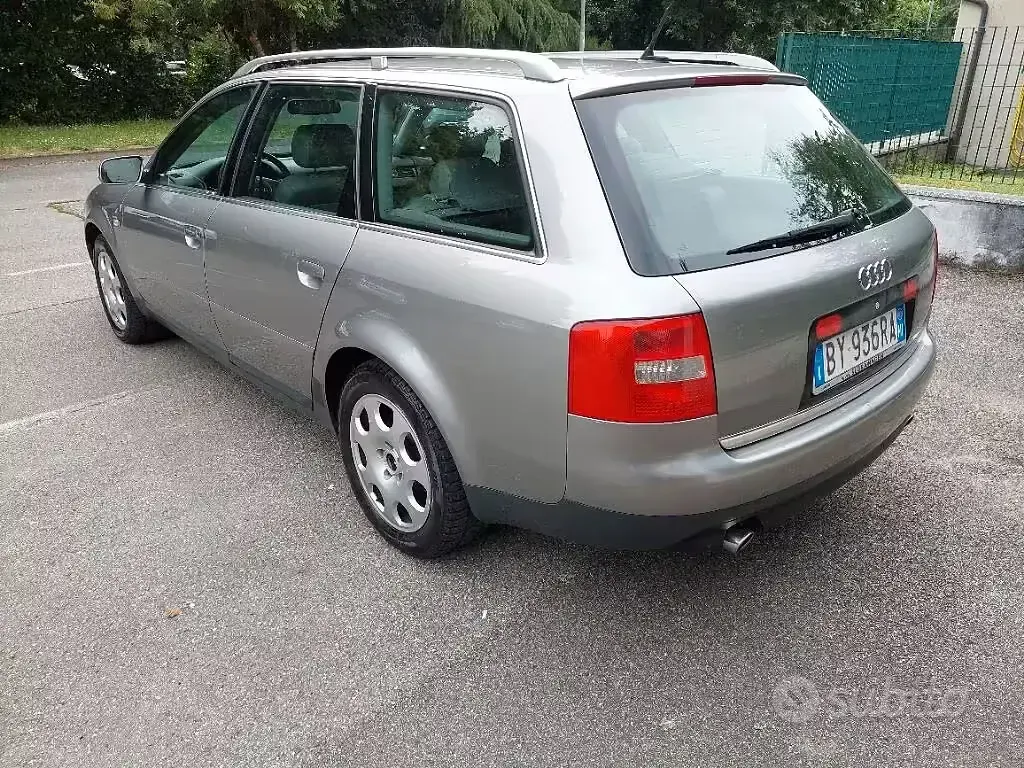 Usata Audi A6 250 CV (183 kW) 2003 Grigio Station wagon