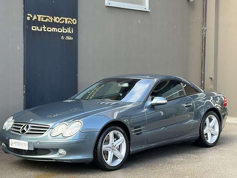 Usata Mercedes SL500 306 CV (225 kW) 2001 Blu/azzurro Cabrio