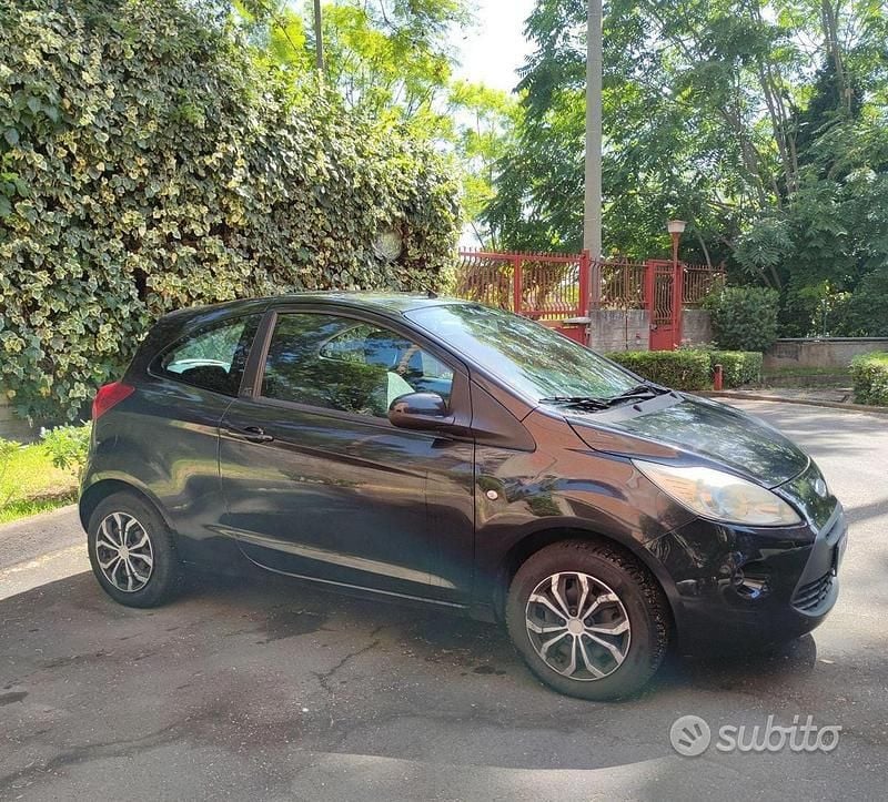 Usata Ford Ka Titanium 75 CV (55 kW) 2010 Nero Utilitaria