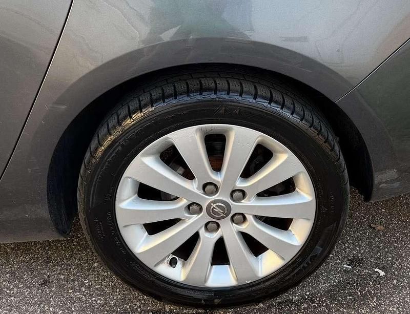 Usata Opel Astra Elegance 125 CV (91 kW) 2011 Station wagon