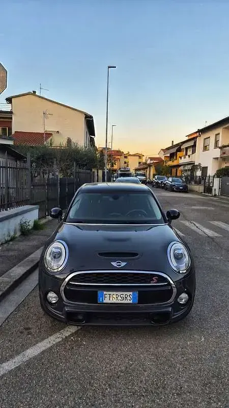 Usata Mini Cooper S Hype 192 CV (141 kW) 2019 Grigio Utilitaria