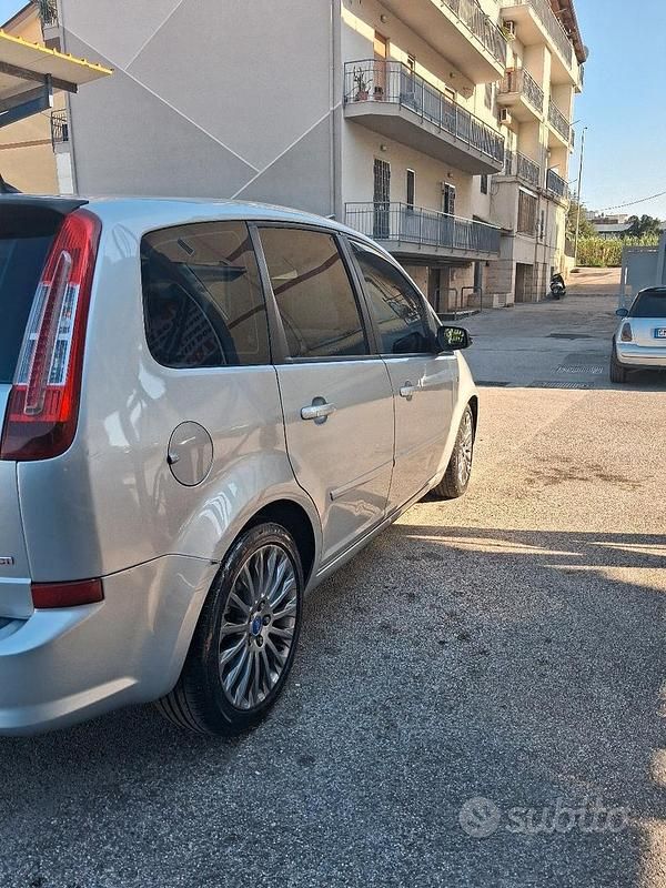 Usata Ford C-MAX Titanium 109 CV (80 kW) 2007 Grigio Monovolume