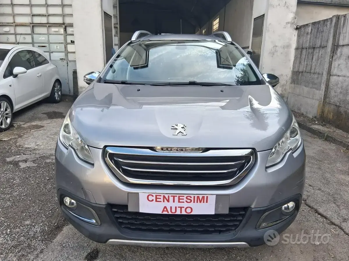 Usata Peugeot 2008 92 CV (67 kW) 2015 Grigio SUV